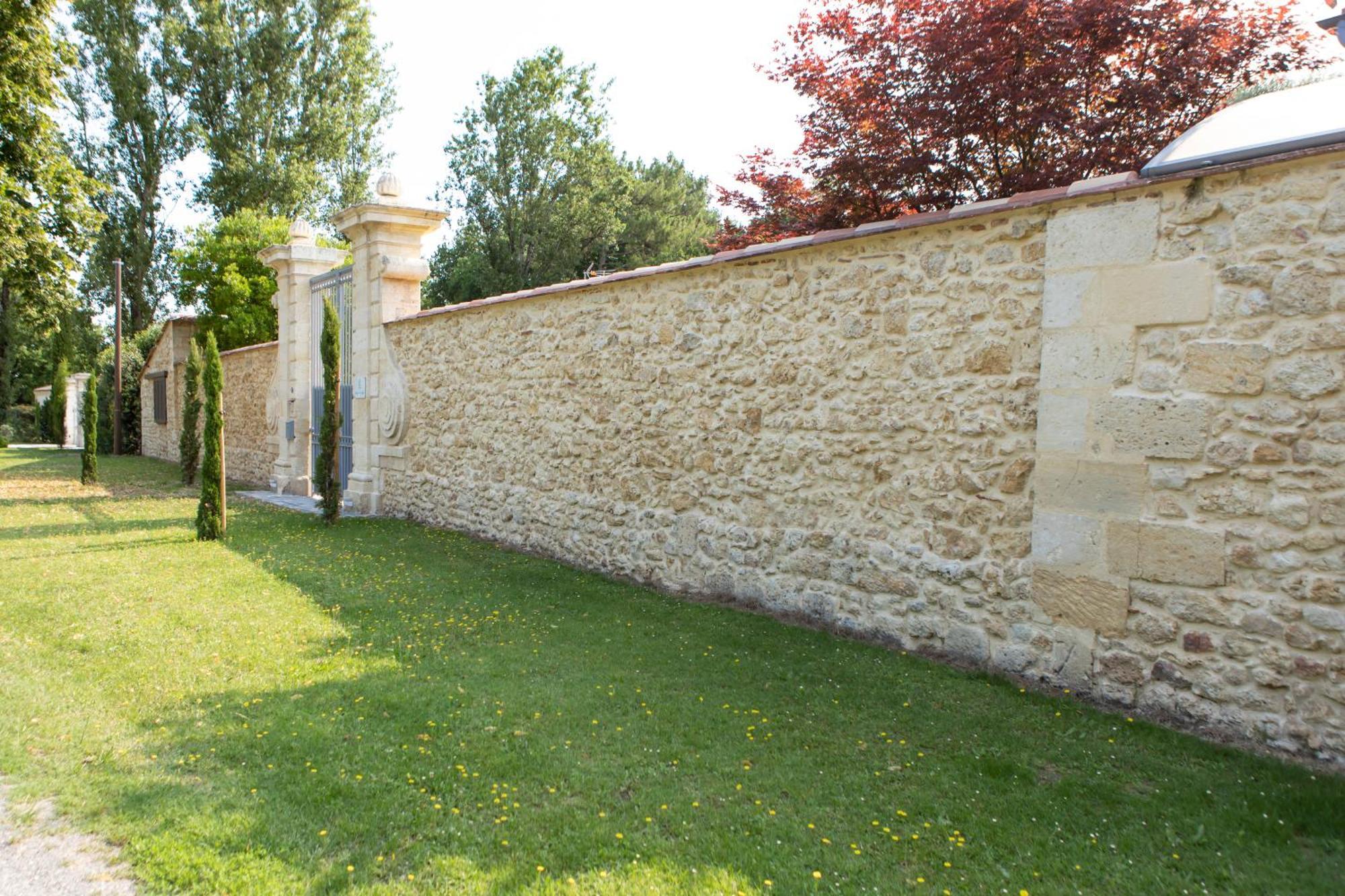 Chambres D'Hotes Domaine De Ginouilhac Le Taillan-Médoc Exteriör bild